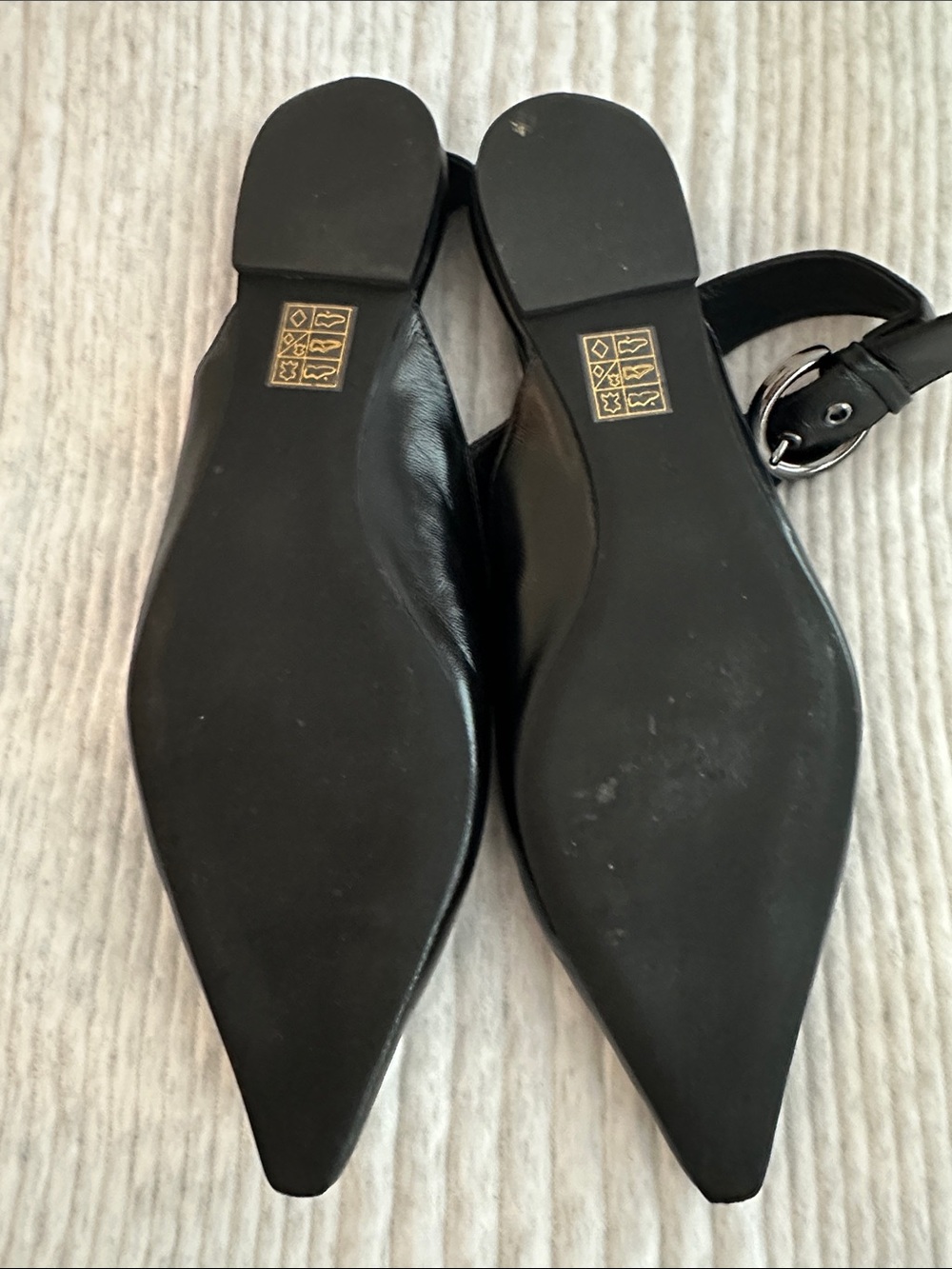 Jeffrey Campbell Black Pointed Slingback Flats with Buckle - Picture 4 of 4